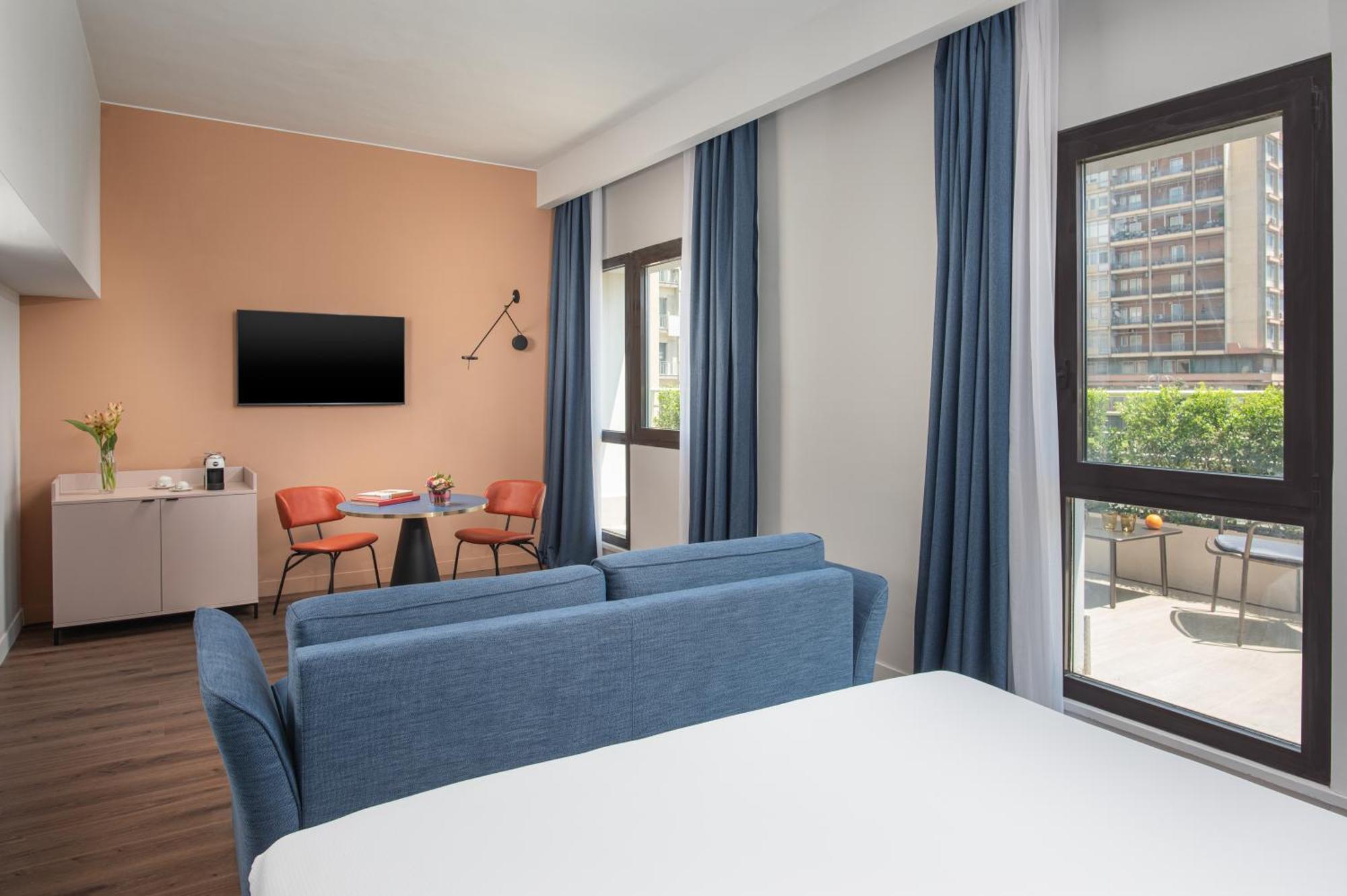 Hotel Nh Centro 4*