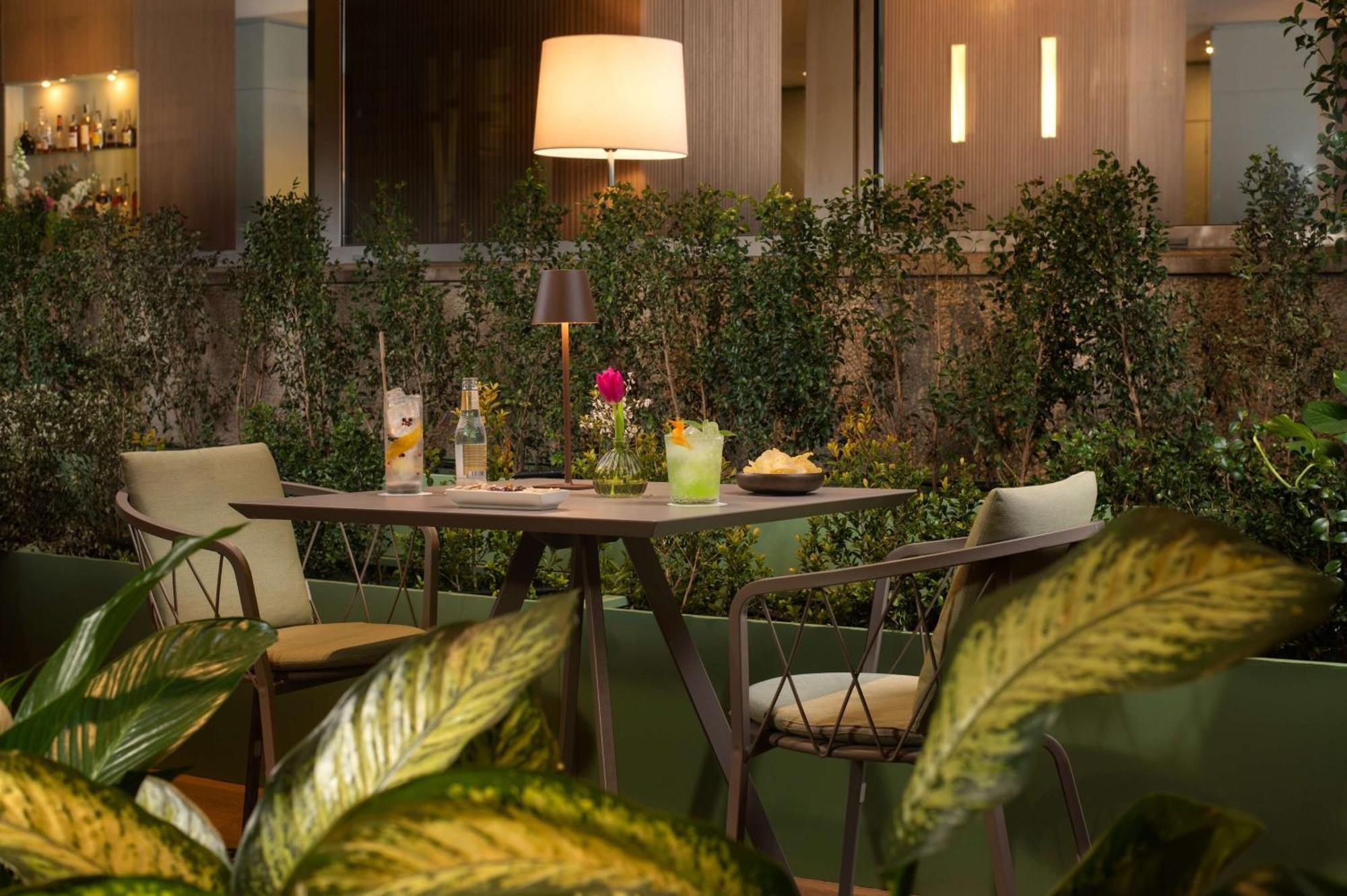 Nh Centro Hotel 4*